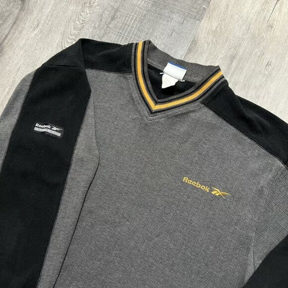 Vtg Reebok Athletic Black/Grey Long Sleeve Y2K V Neck Cotton Knit Mens Shirt - Picture 3 of 3